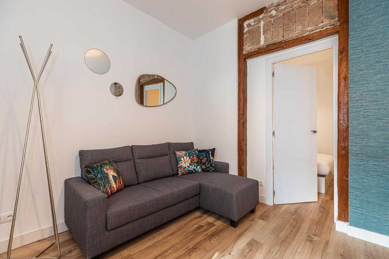 Bnbholder Friendly La Latina Apartment Мадрид Екстериор снимка